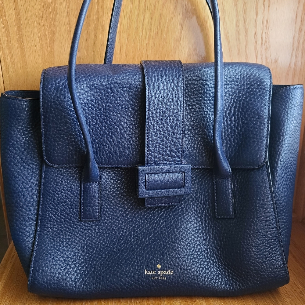 Like-New Pebbled Leather Kate Spade!